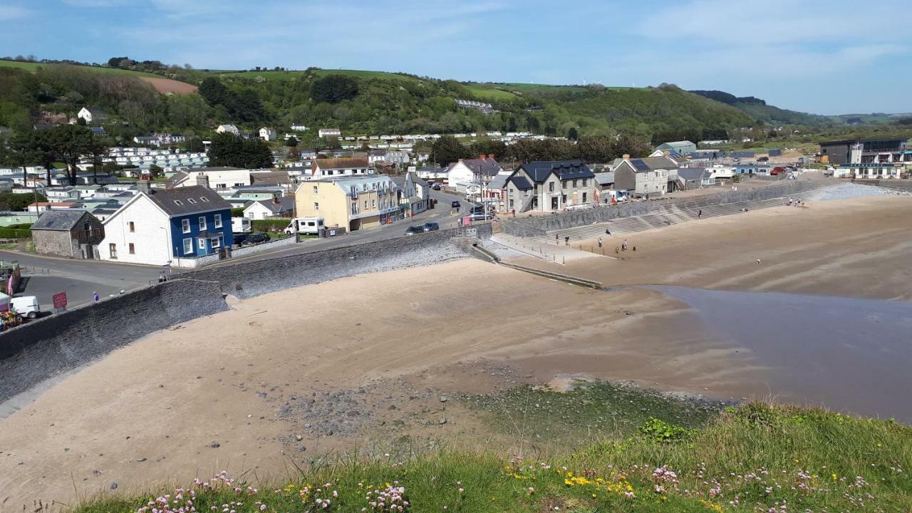 Pendine Sands Guest House Exterior foto